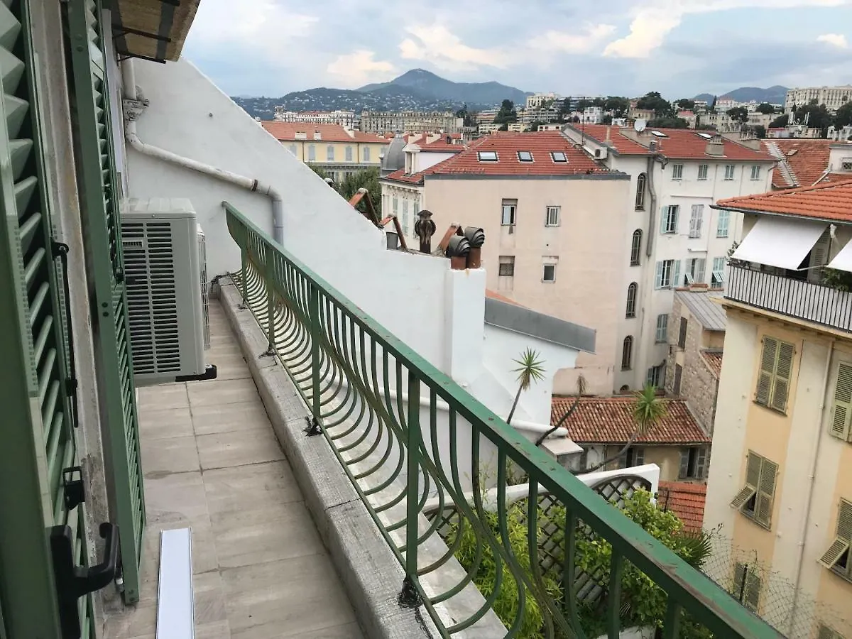 4 A 6 Personnes Sur La Coulee Verte Hotel Nice 0*,  France